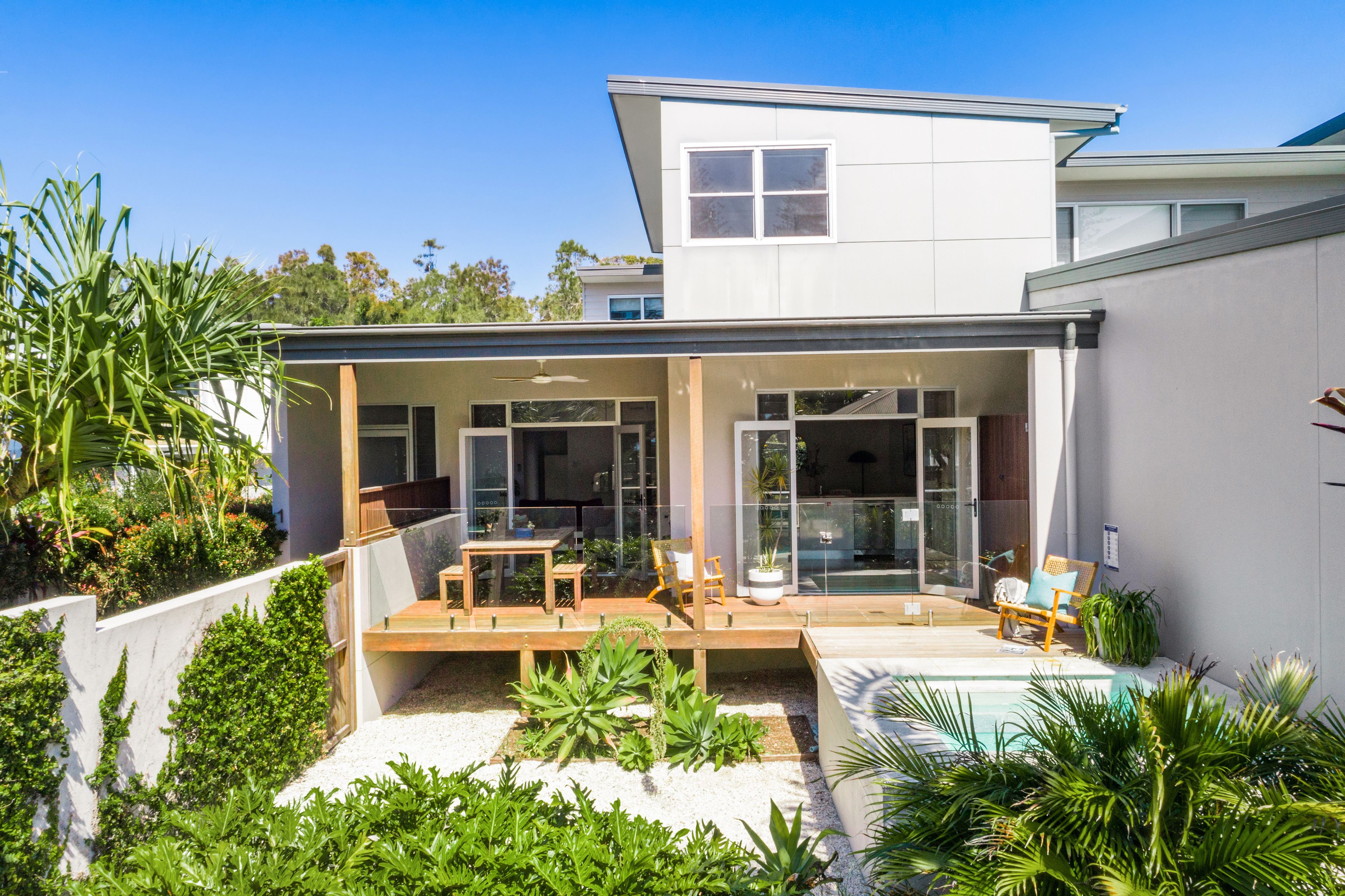 A Perfect Stay - Clique