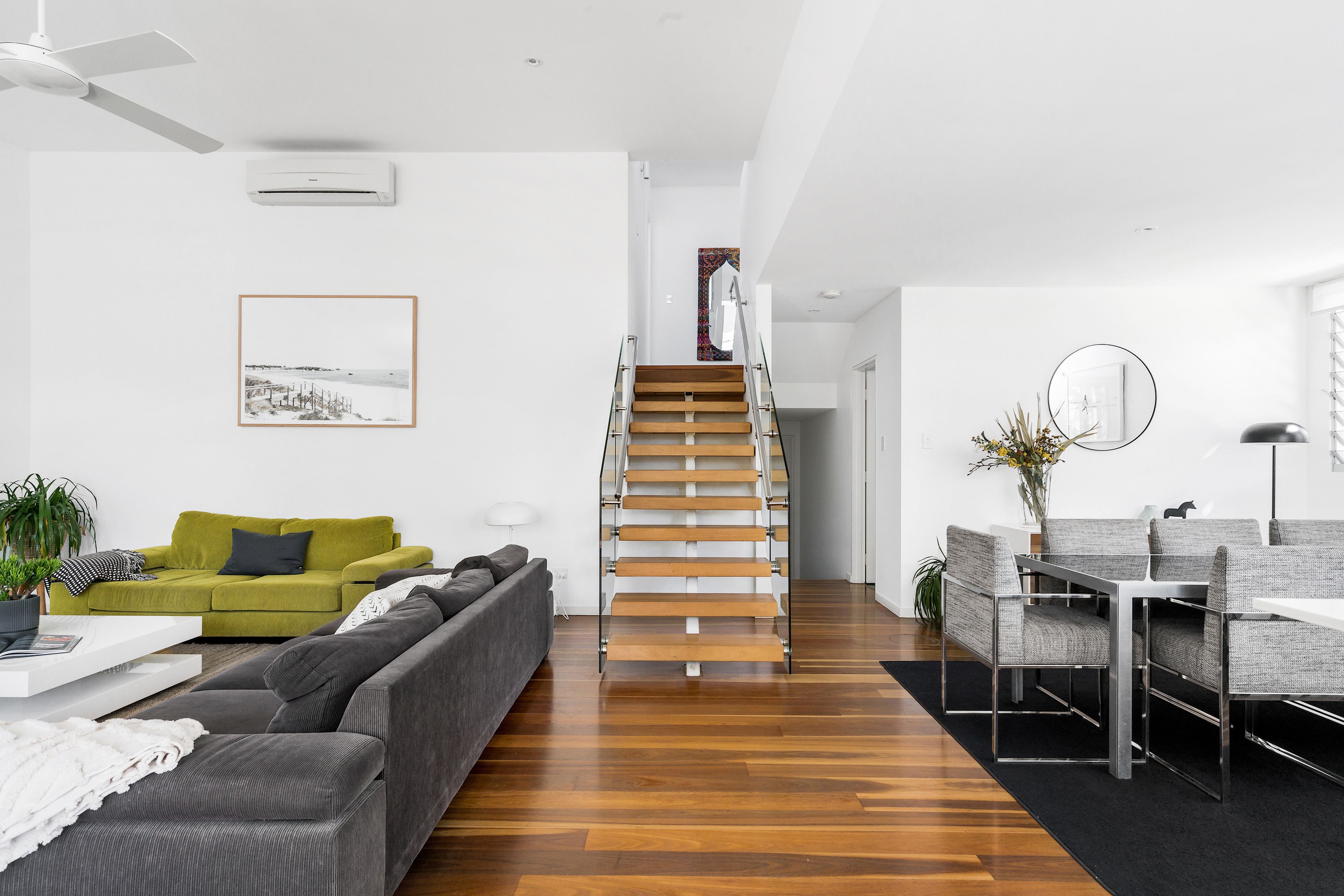 A Perfect Stay - Clique