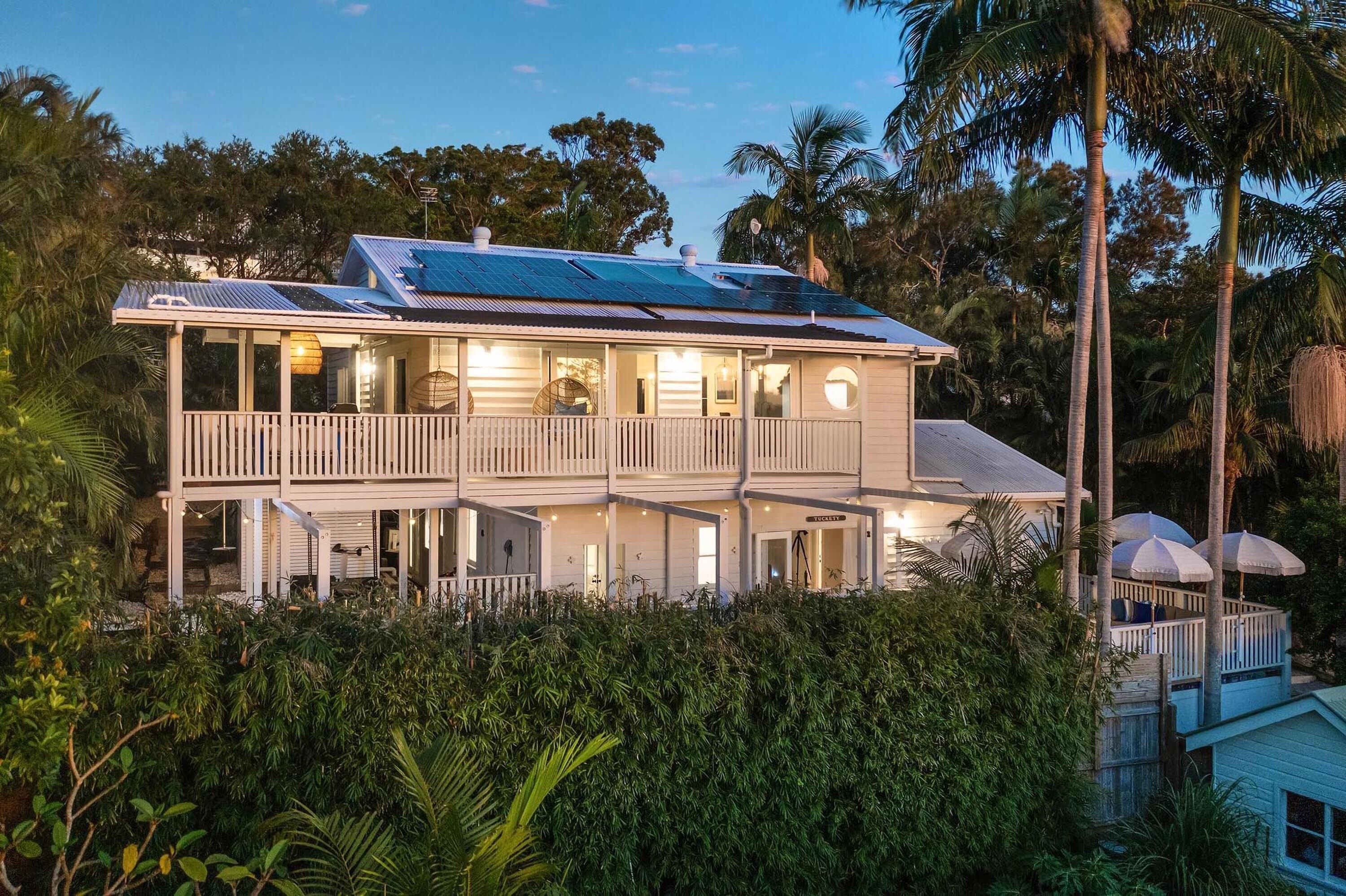 A Perfect Stay - Tuckety