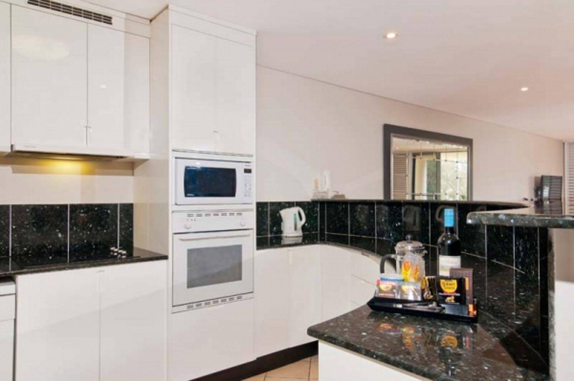 Bay Royal Apartments