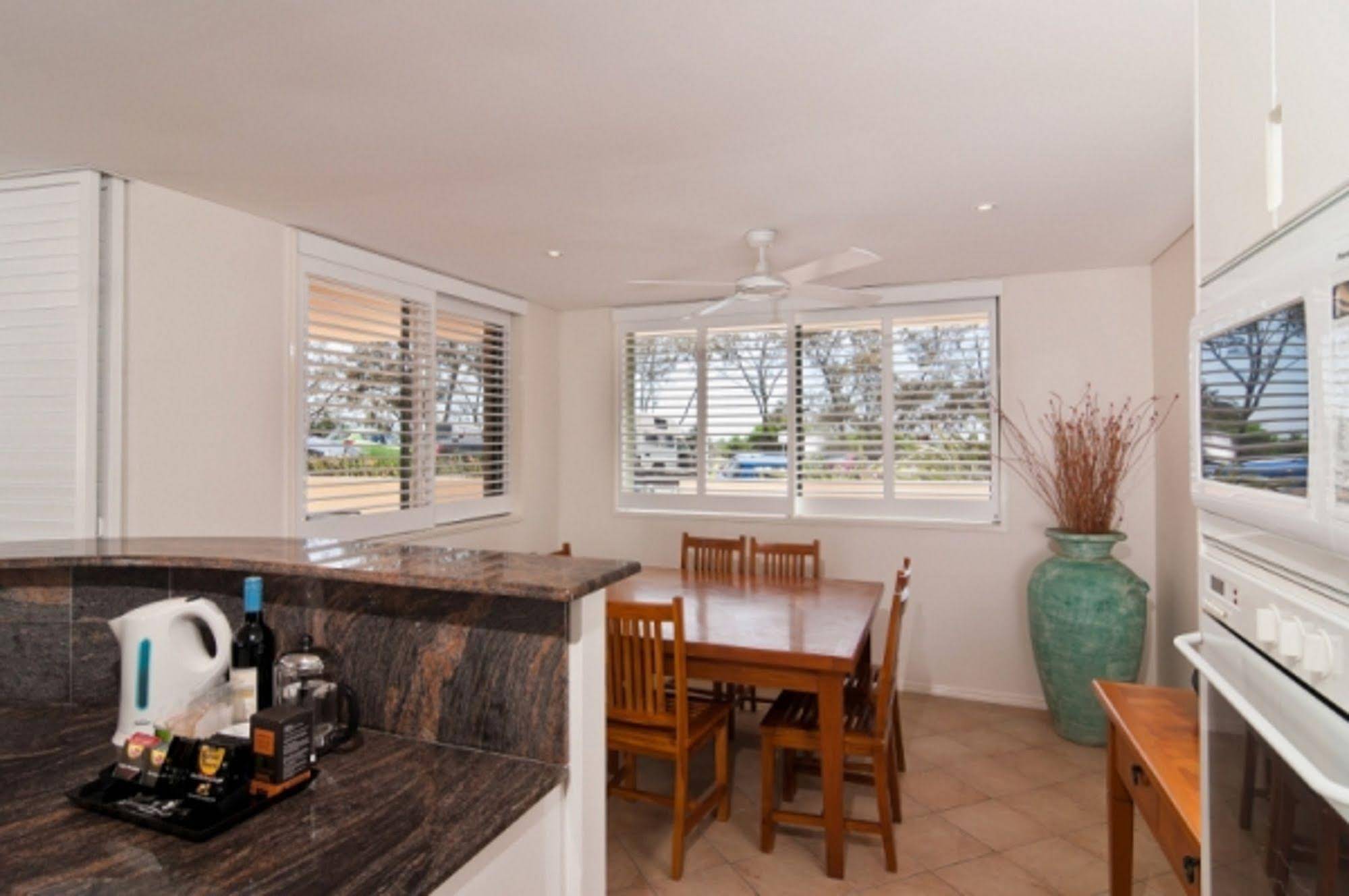 Bay Royal Apartments