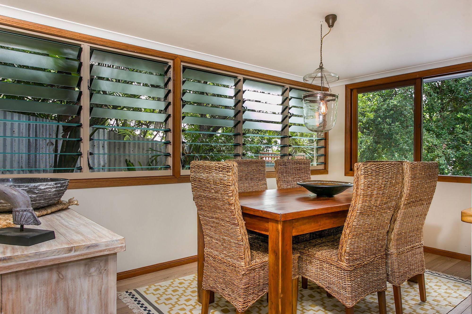 Bottlebrush Cottage
