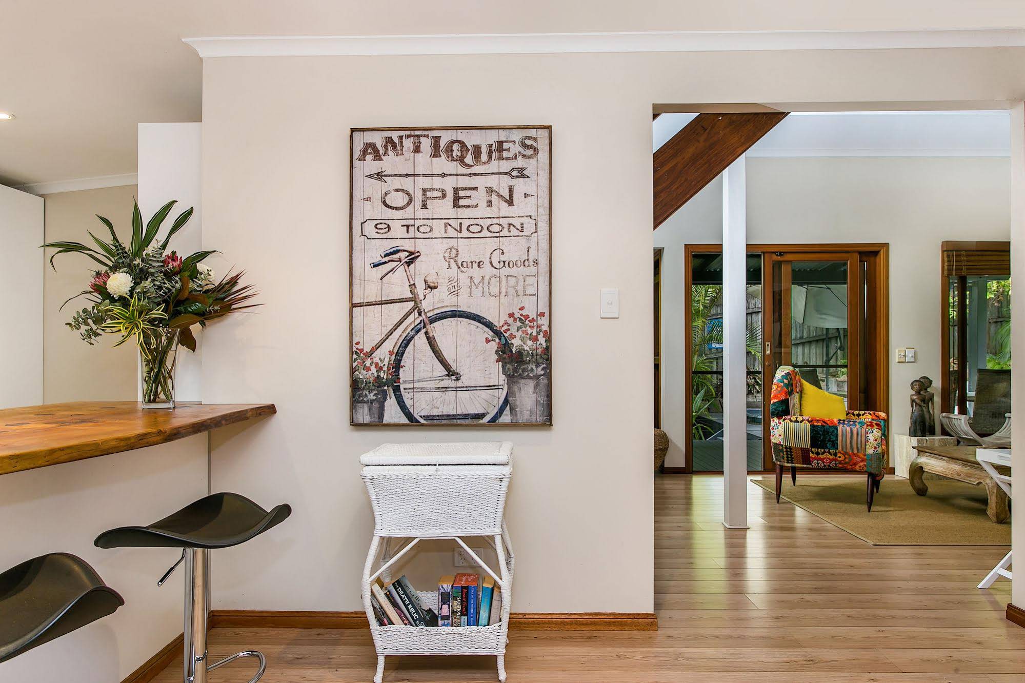 Bottlebrush Cottage