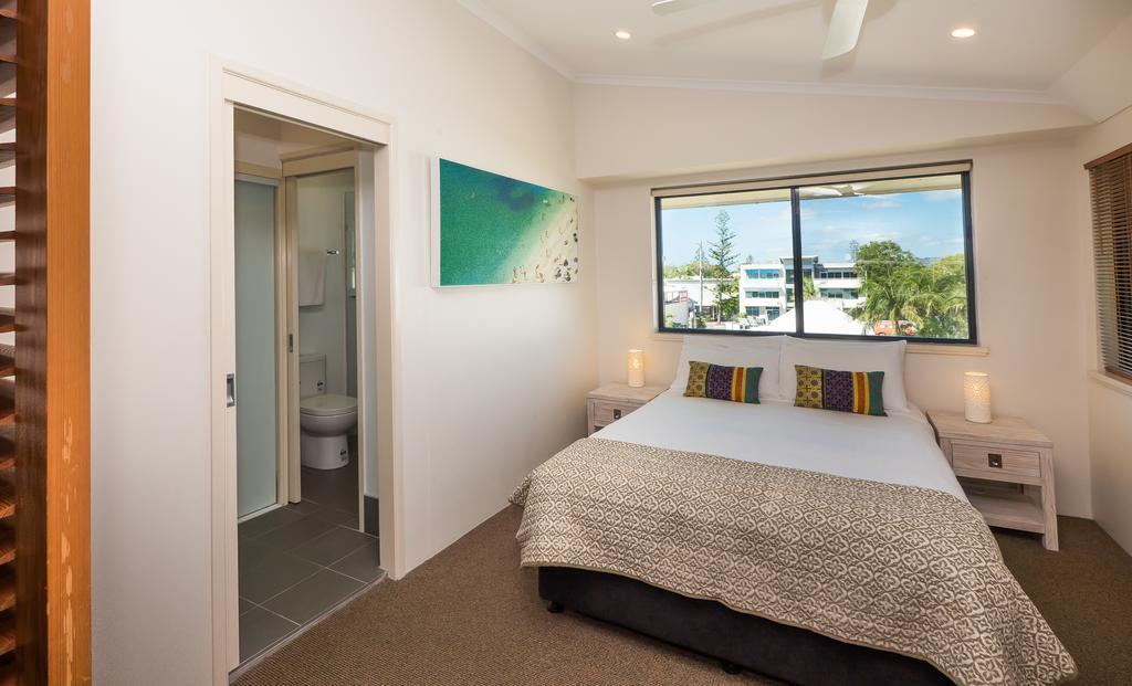 Byron Quarter