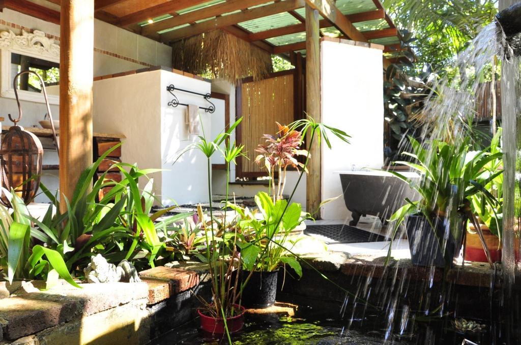 The Garden Burees