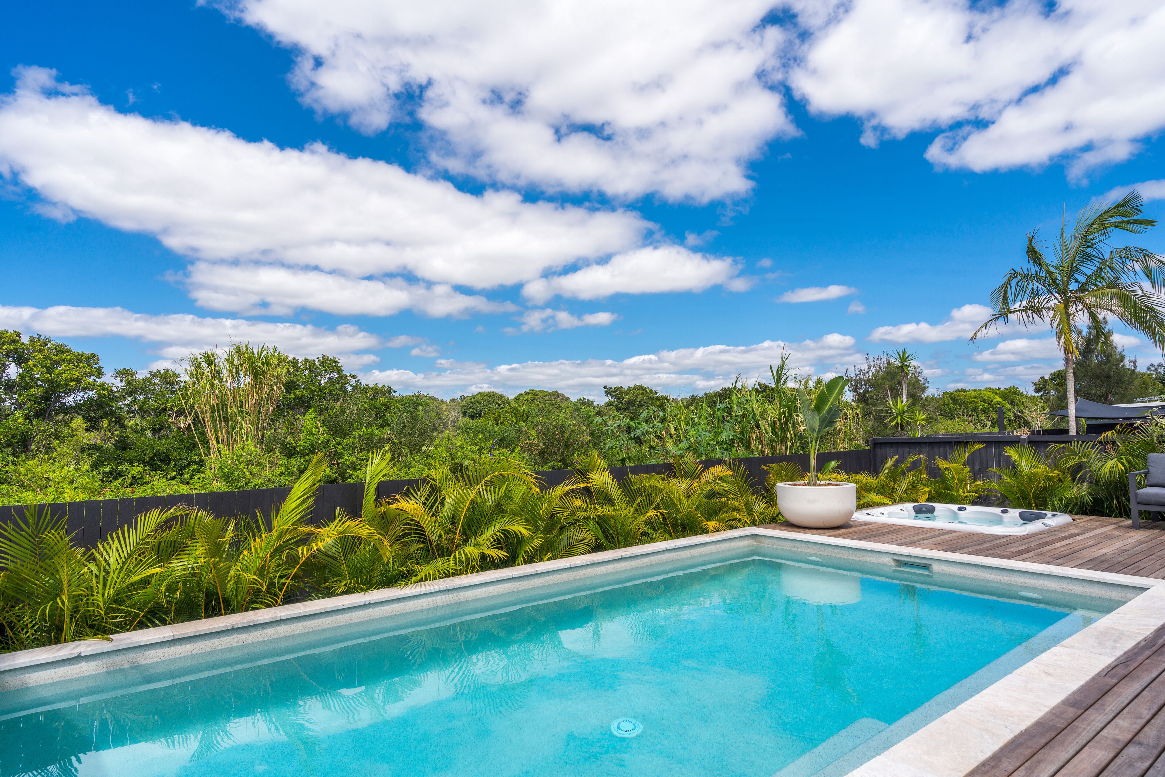 Your Luxury Escape - Summerhaven House