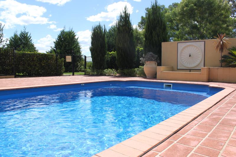 Camden Valley Inn