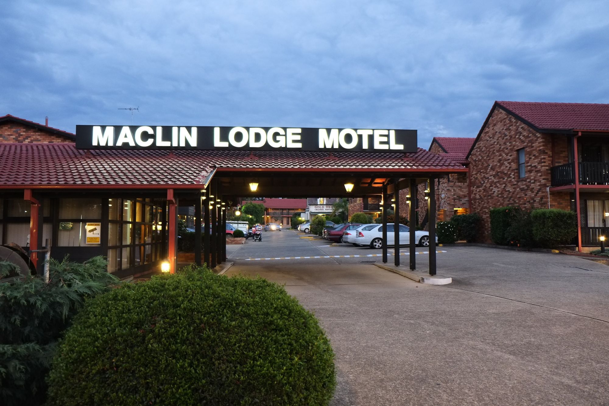 Maclin Lodge