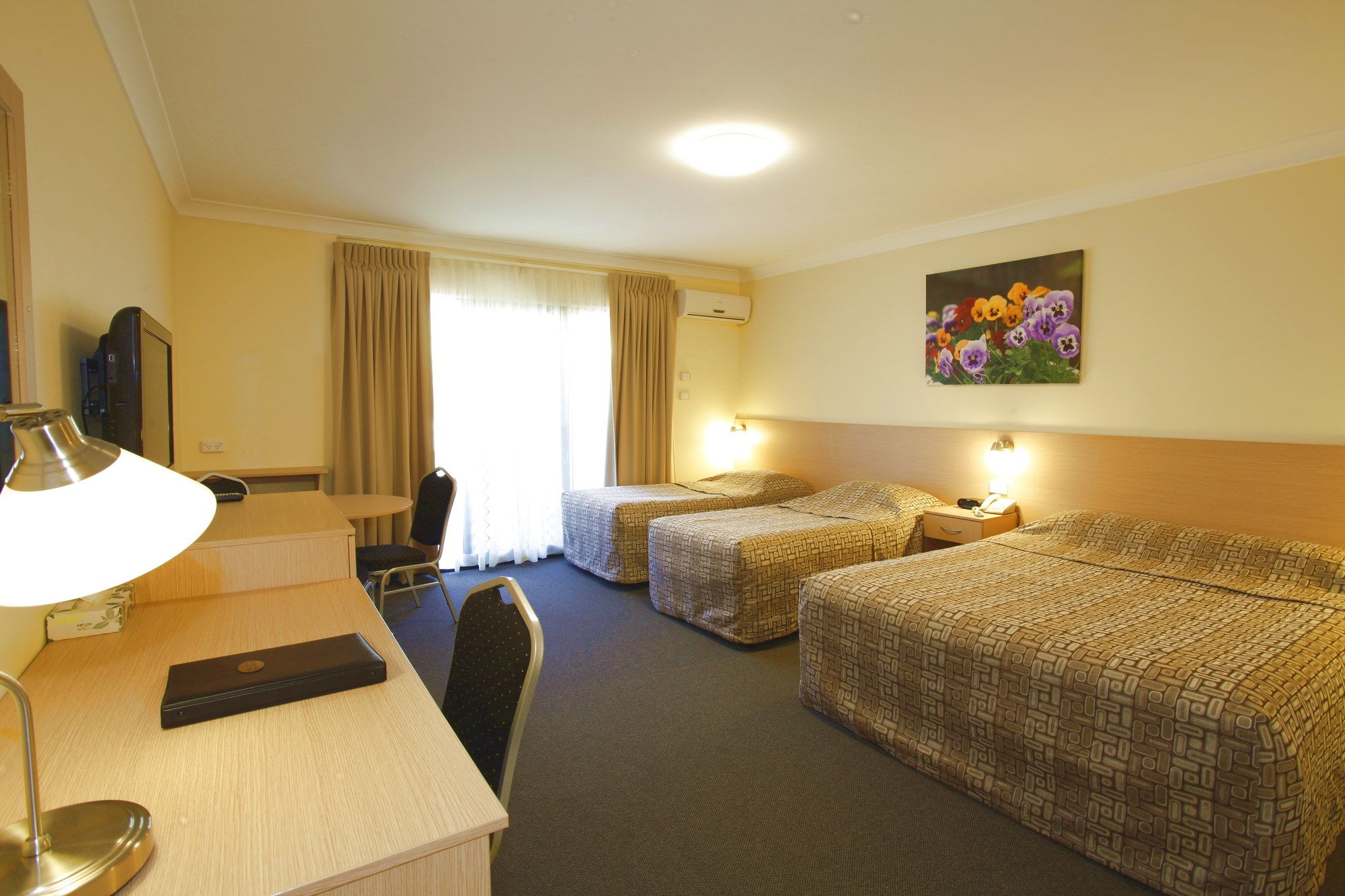 Maclin Lodge