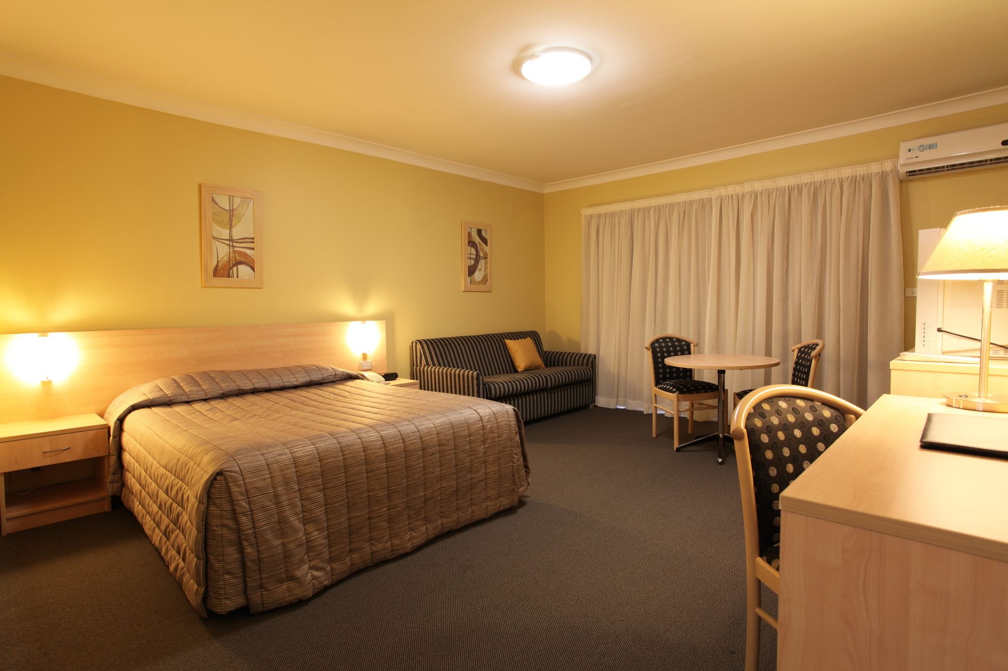 Maclin Lodge