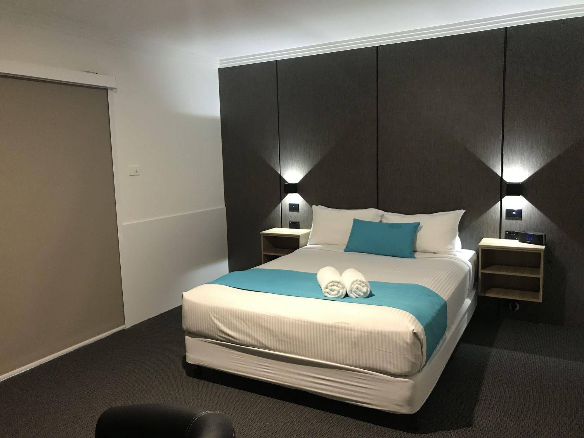 Huskisson Beach Motel