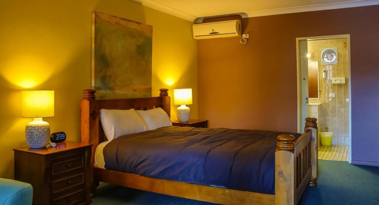 Cumberland Motor Inn