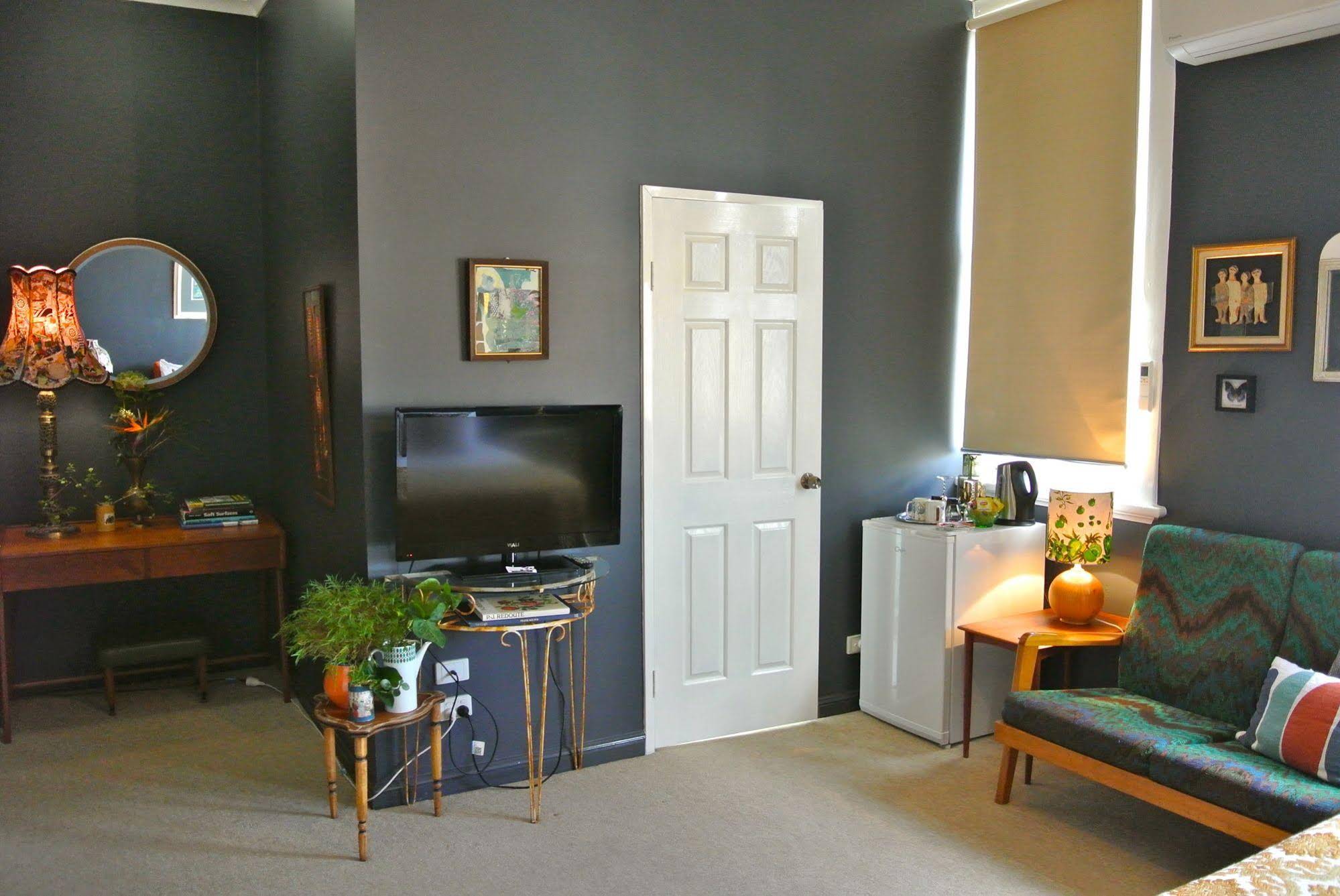 Vine Valley Inn