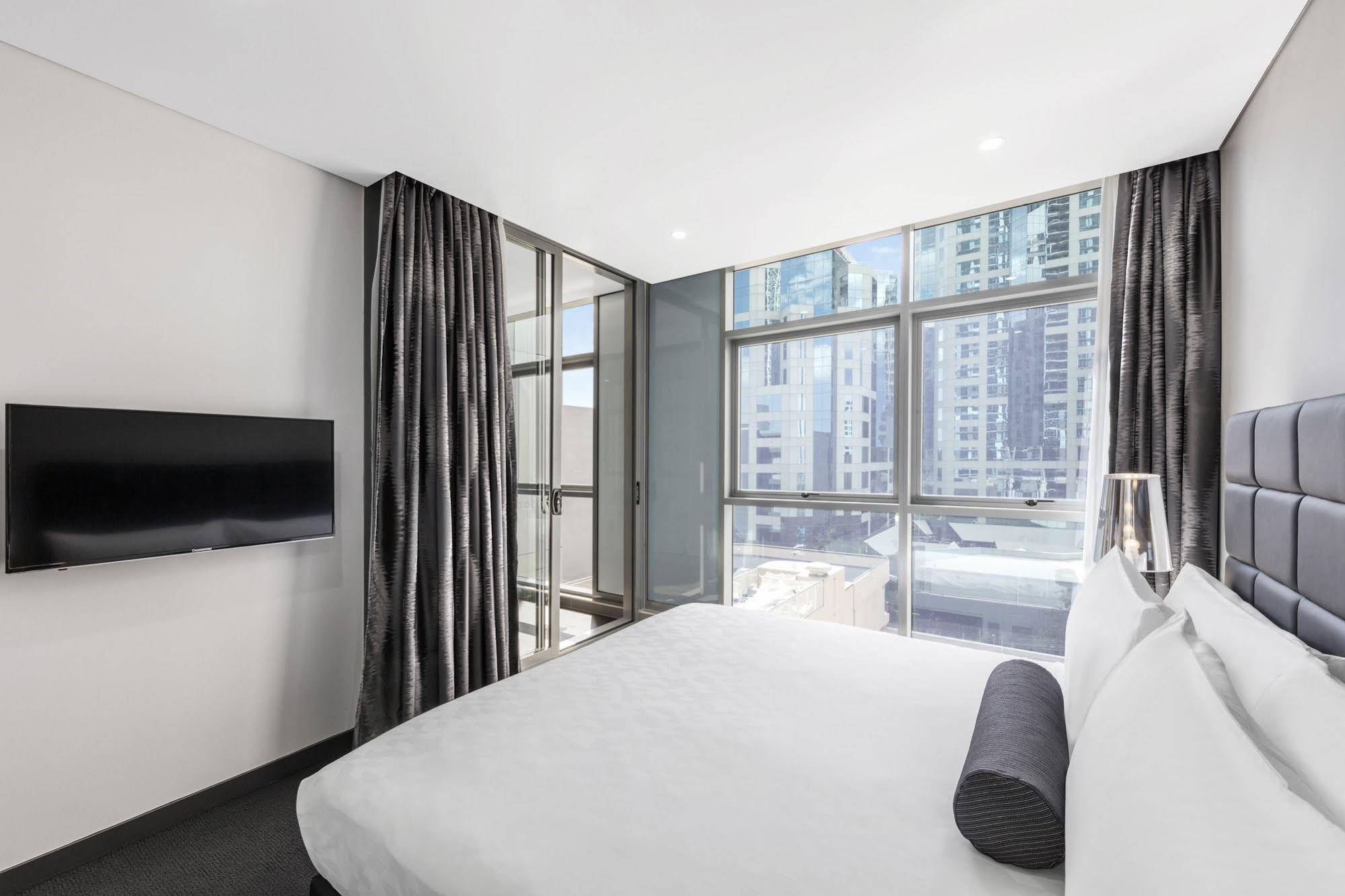 Meriton Suites Chatswood