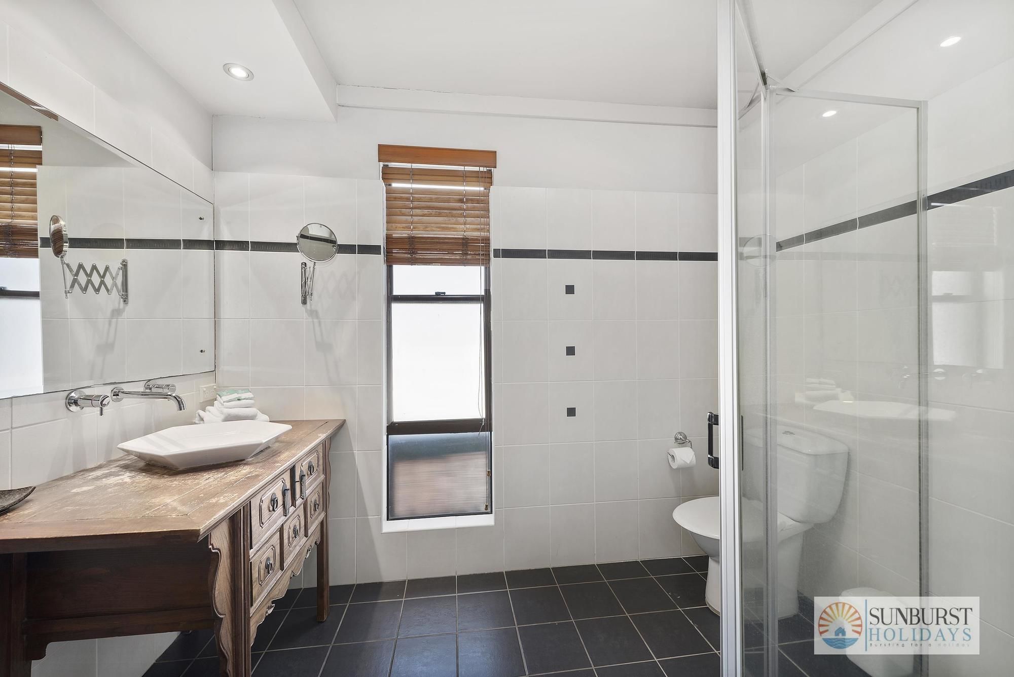 Mcauleys Beach House