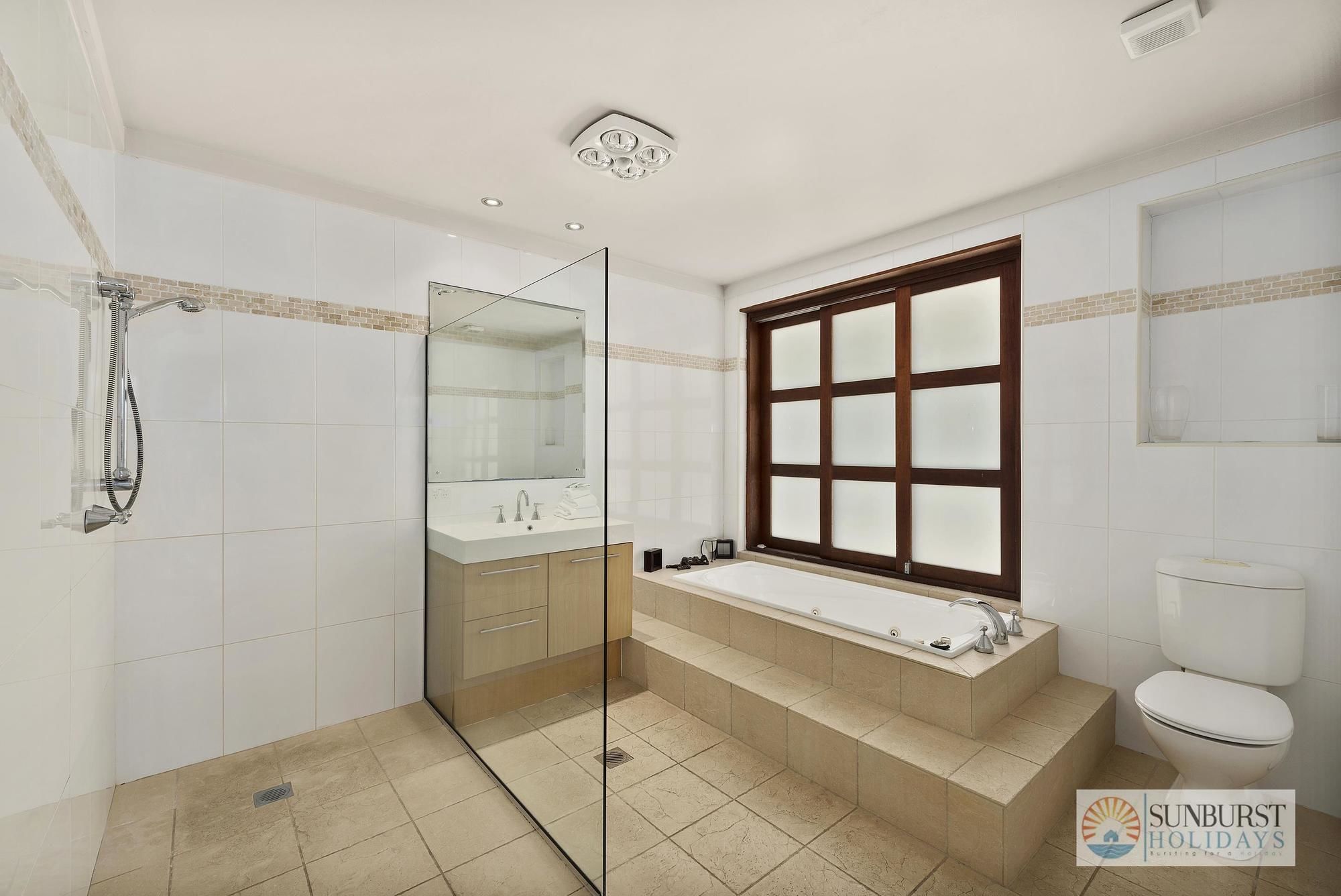 Mcauleys Beach House