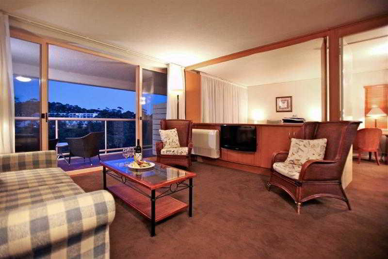 Pacific Bay Resort