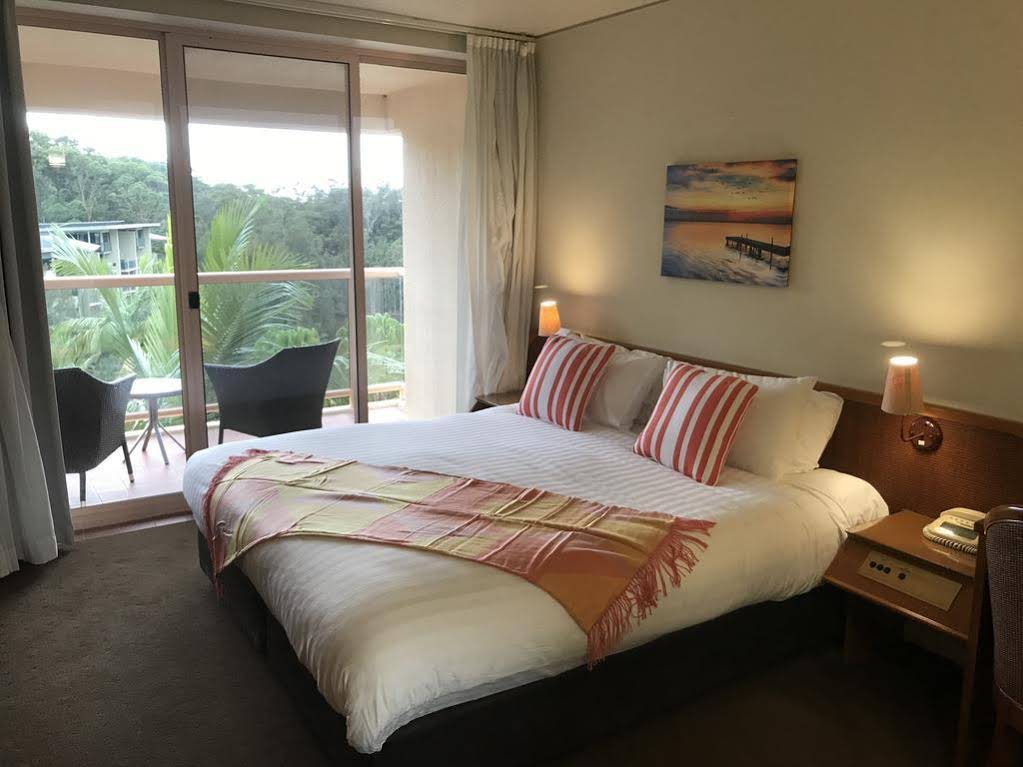 Pacific Bay Resort Penthouse & Studio's