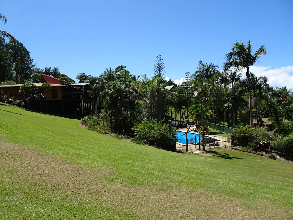 Paradise Palms Resort