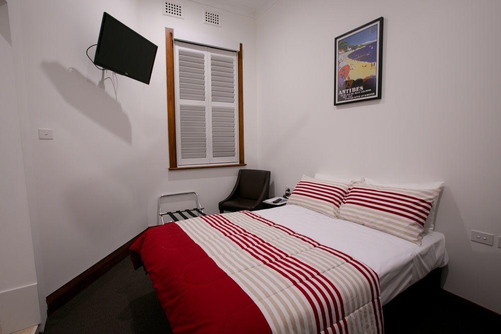 Pier Hotel