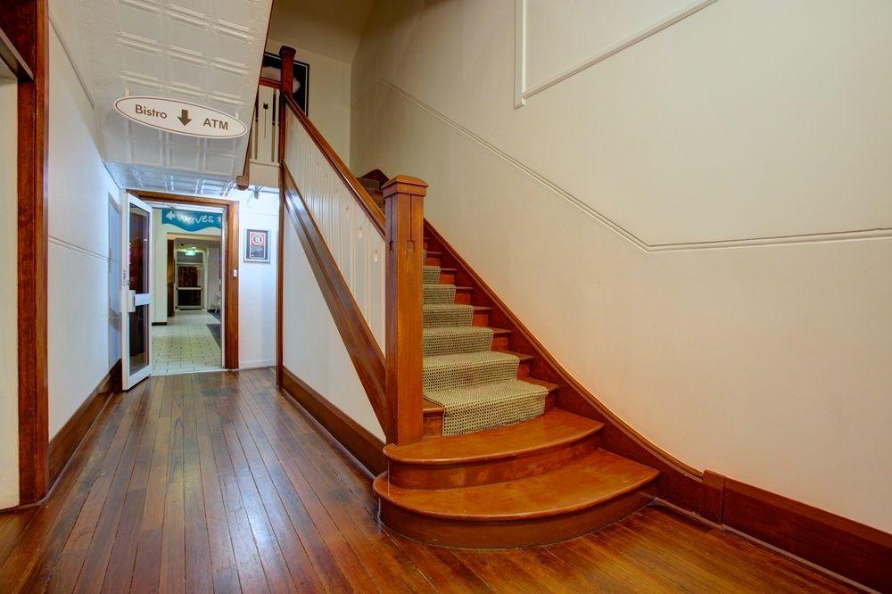 Pier Hotel