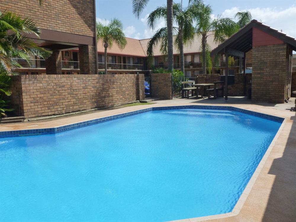 Royal Palms Motor Inn