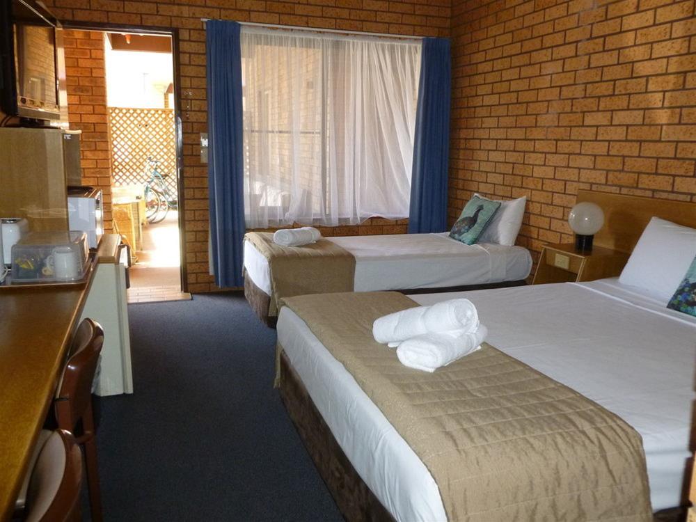 Royal Palms Motor Inn