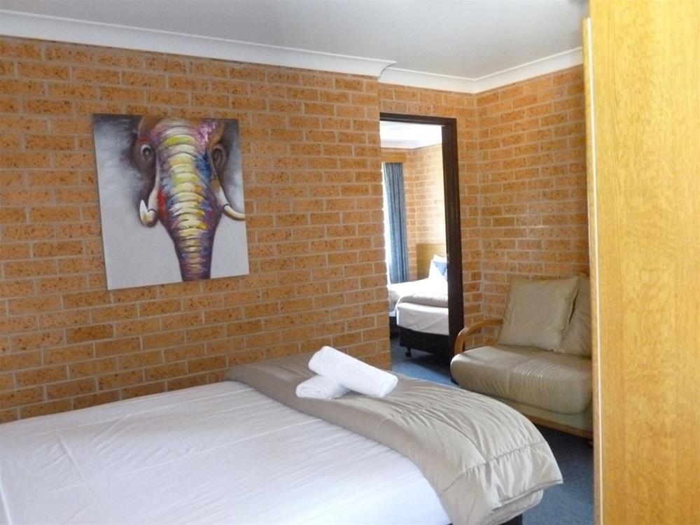 Royal Palms Motor Inn