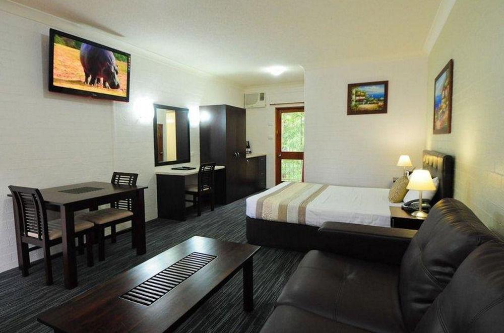 Sanctuary Resort Motor Inn