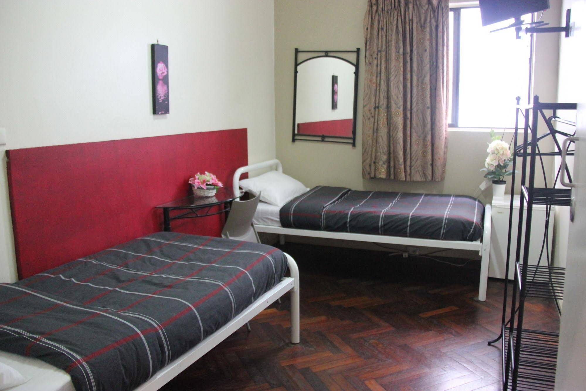 Coogee Beachside Budget Accommodation