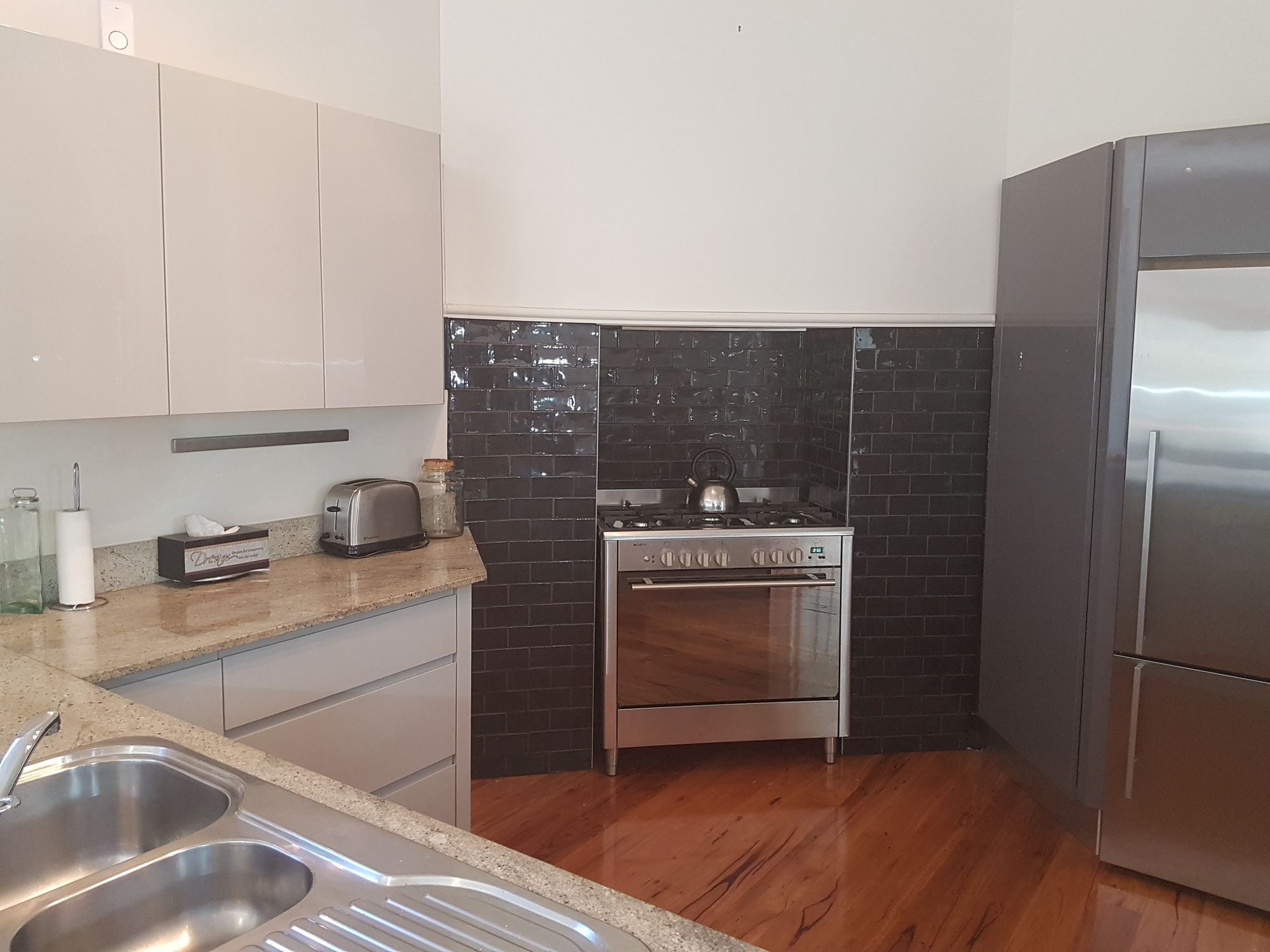 Newcastle Executive Homes - Cooks Hill Cottage