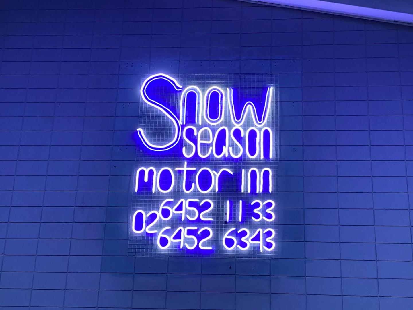 Snow Season Motor Inn