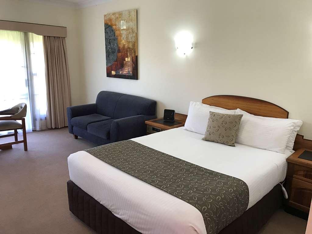 Best Western Heritage Motor Inn
