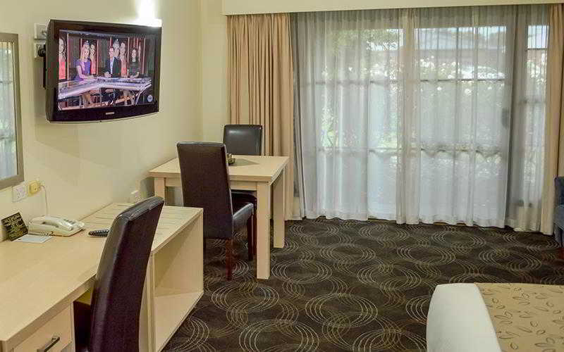 Best Western Heritage Motor Inn