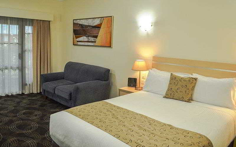 Best Western Heritage Motor Inn
