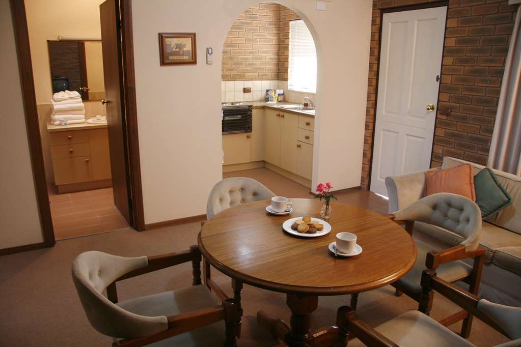 Best Western Heritage Motor Inn