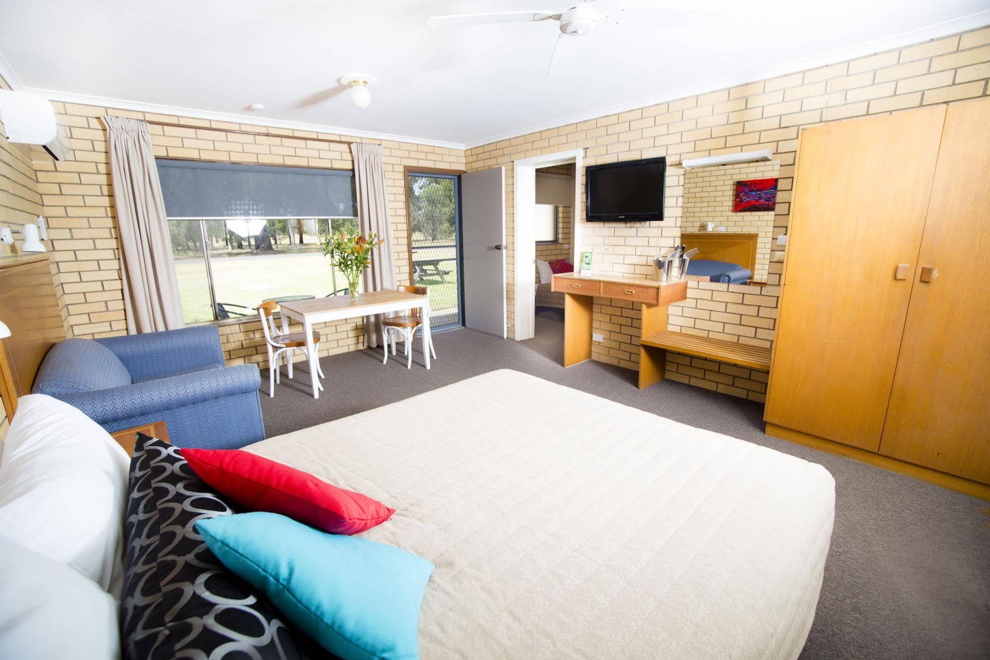 Golfers Lodge Motel