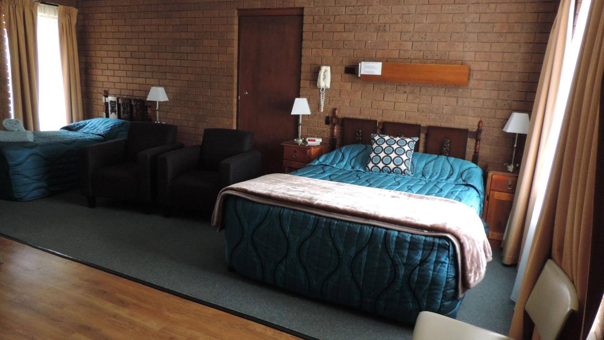 Greenacres Motel