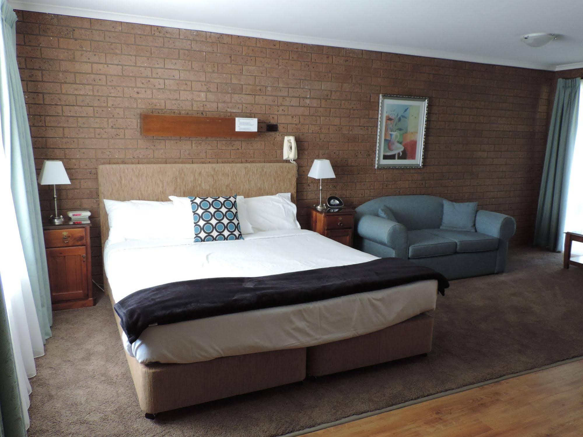 Greenacres Motel