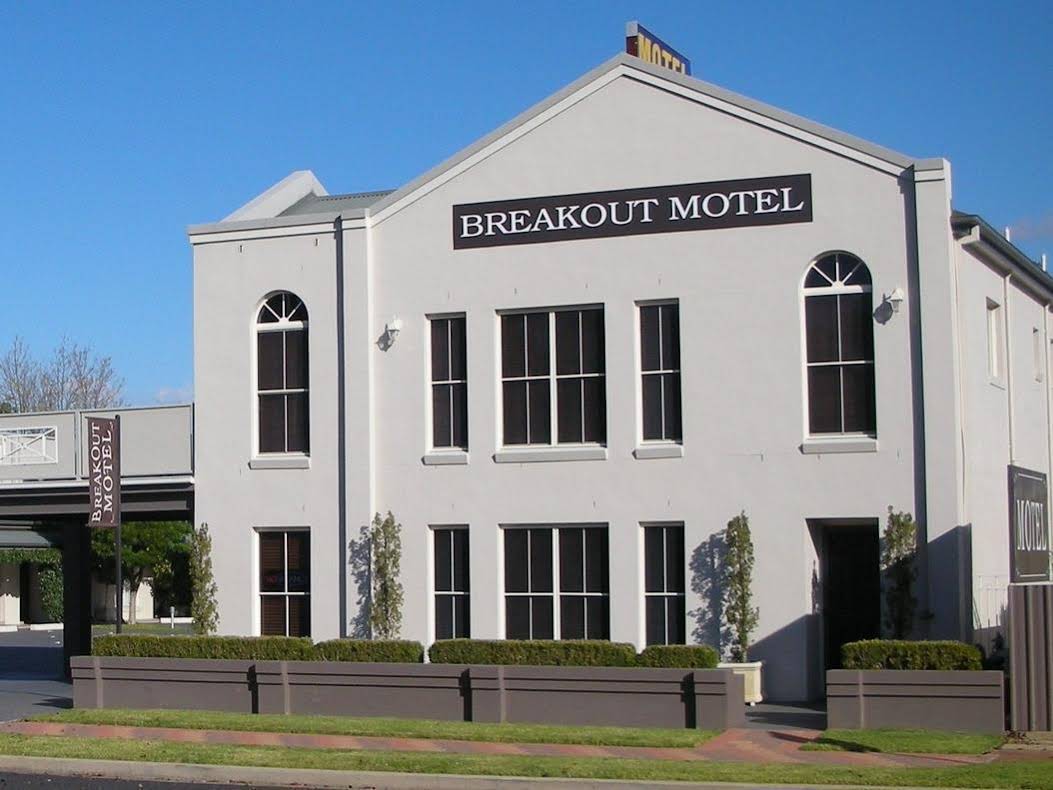 Breakout Motor Inn