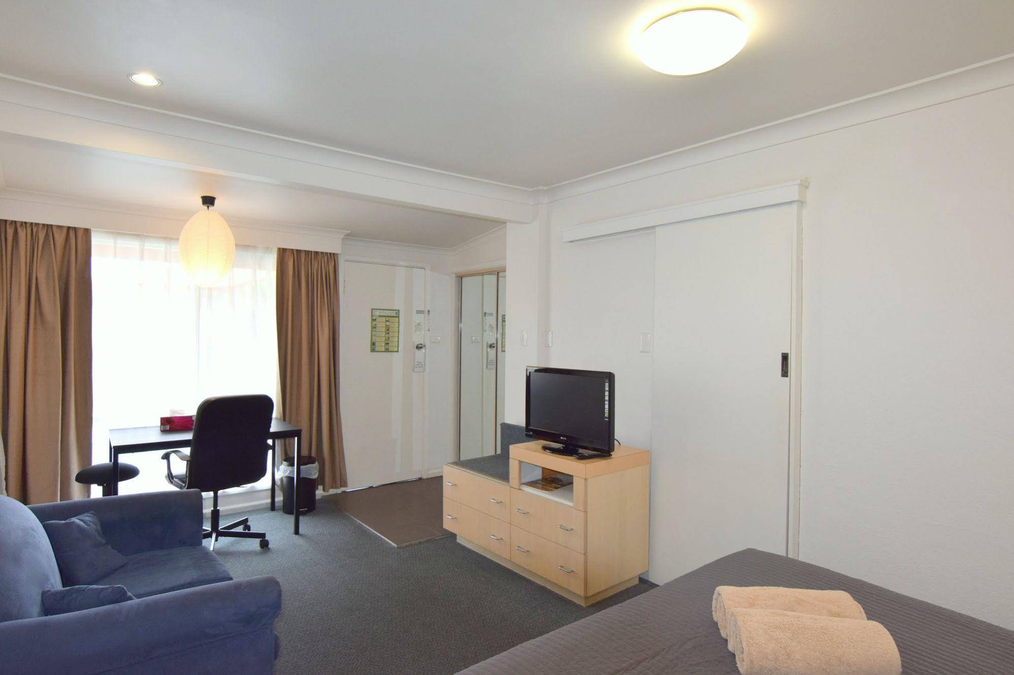 Country Comfort Cowra Countryman Motor Inn