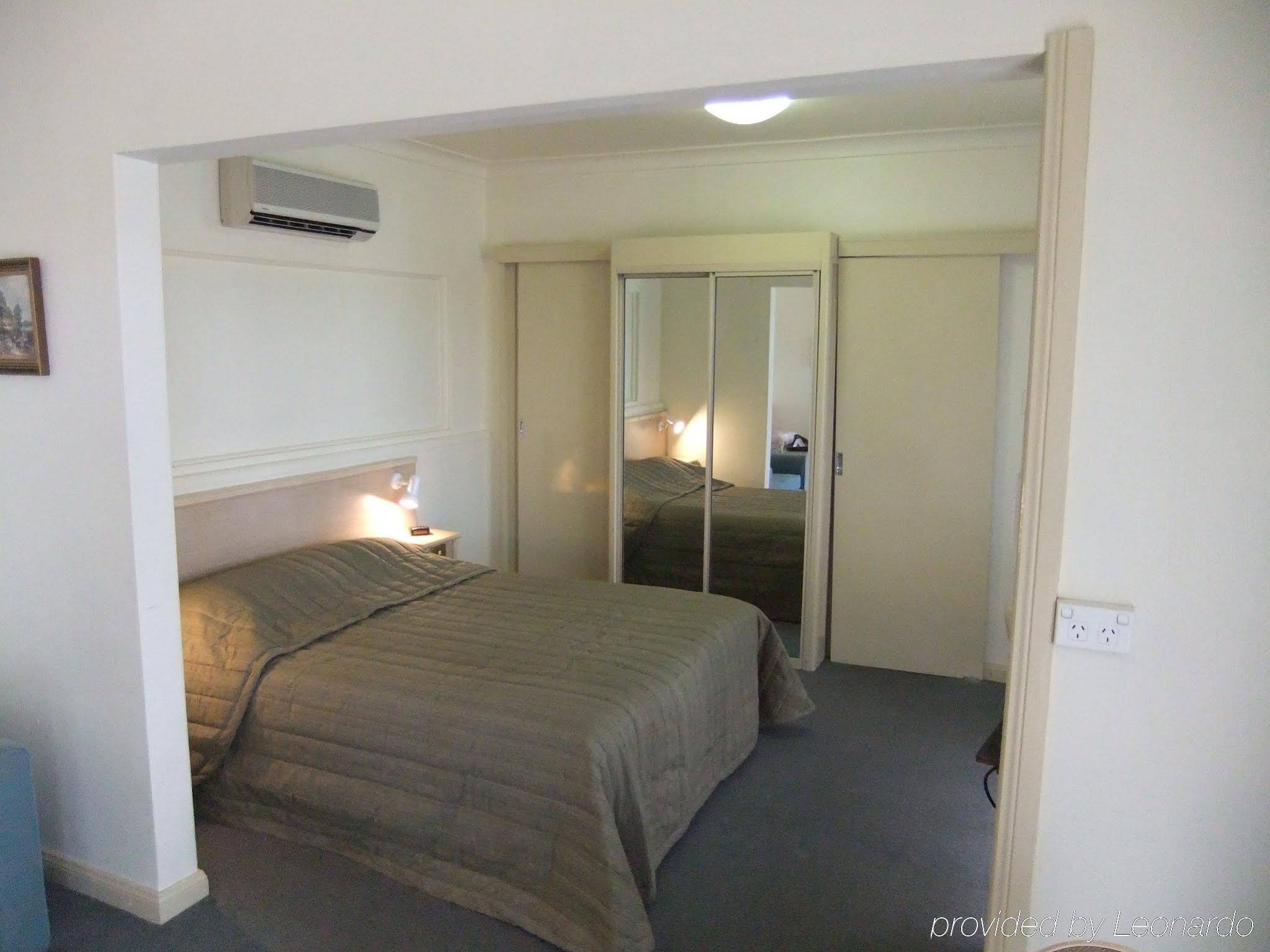 Country Comfort Cowra Countryman Motor Inn