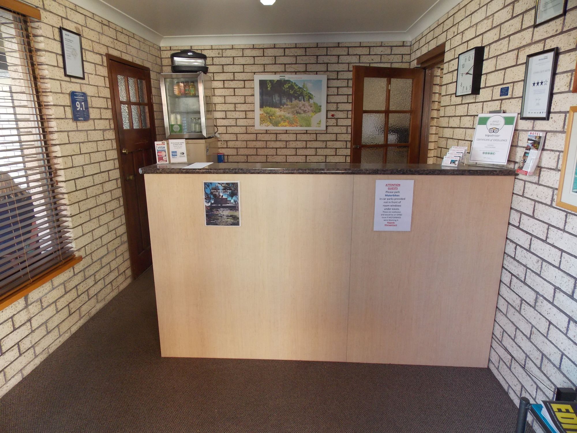 Cowra Crest Motel