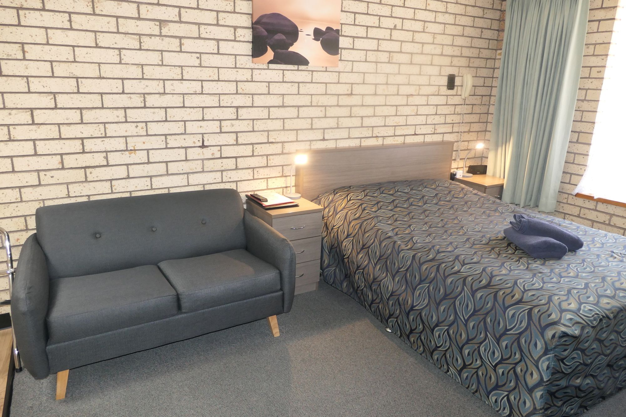 Cowra Crest Motel