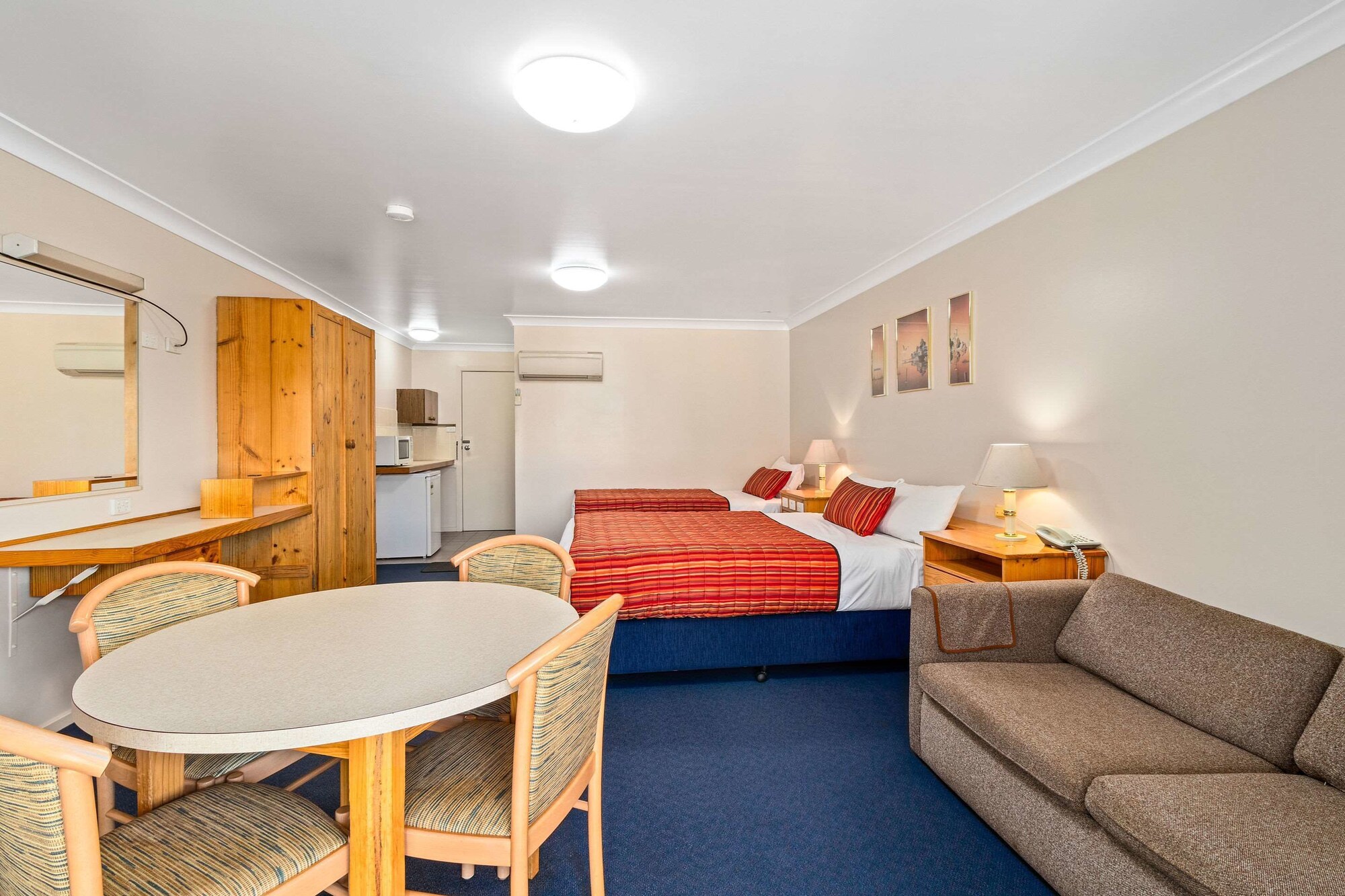 Econo Lodge Alabaster Motel