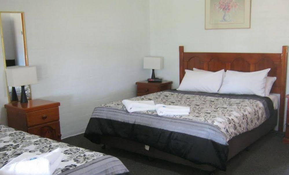 The Vineyard Motel