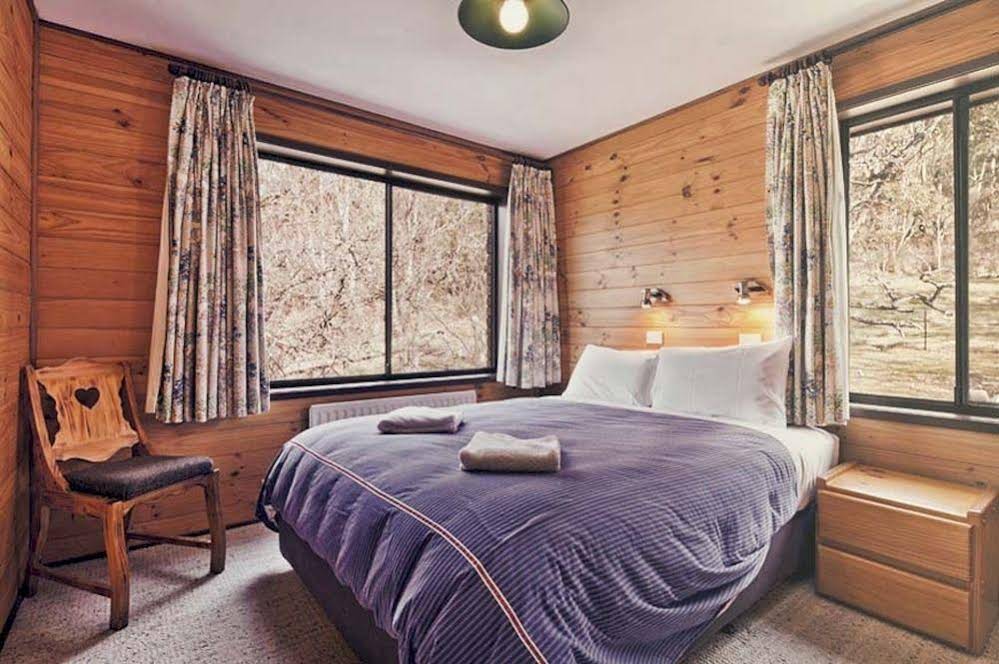 Pender Lea Chalets