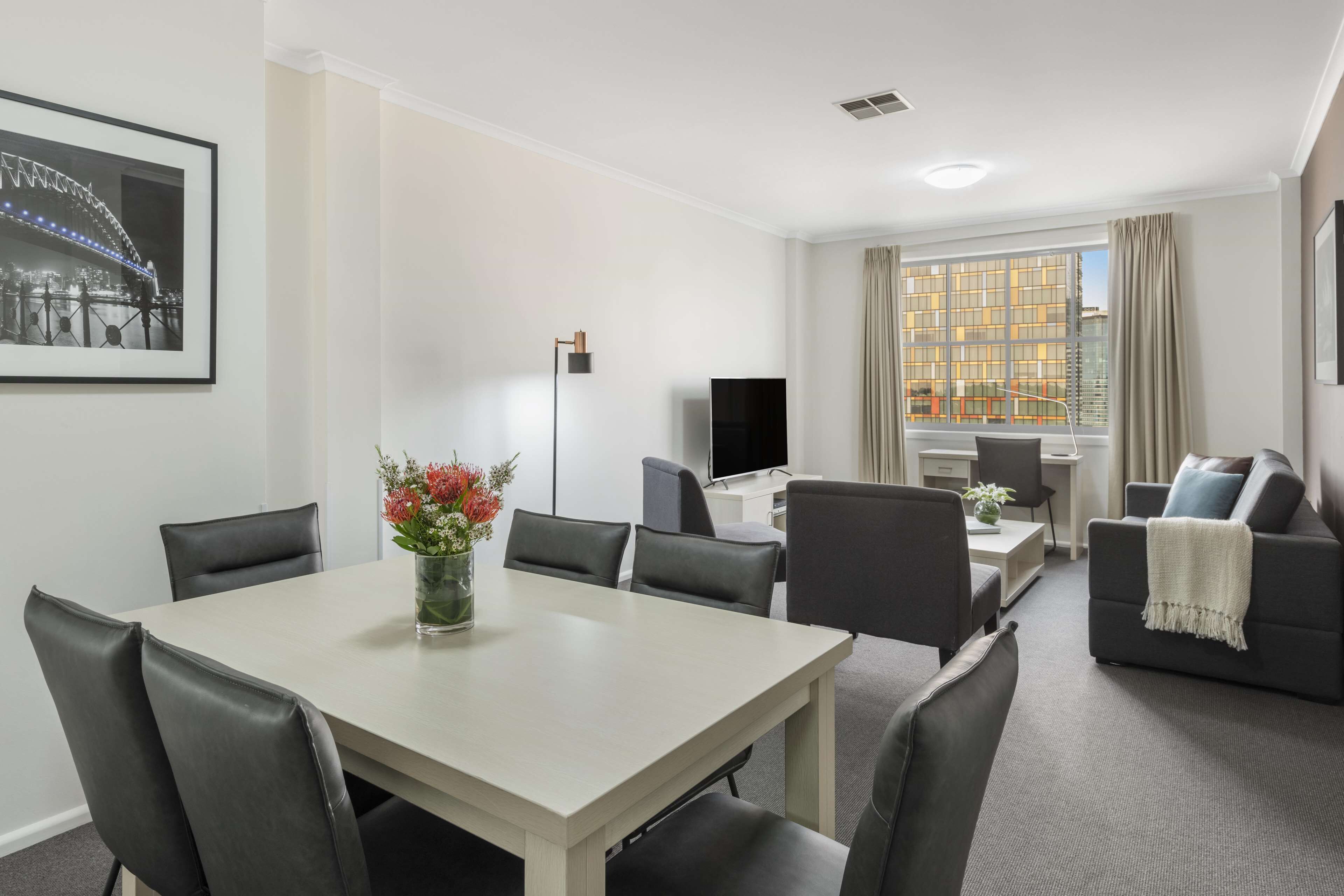 Oaks Sydney Goldsbrough Suites