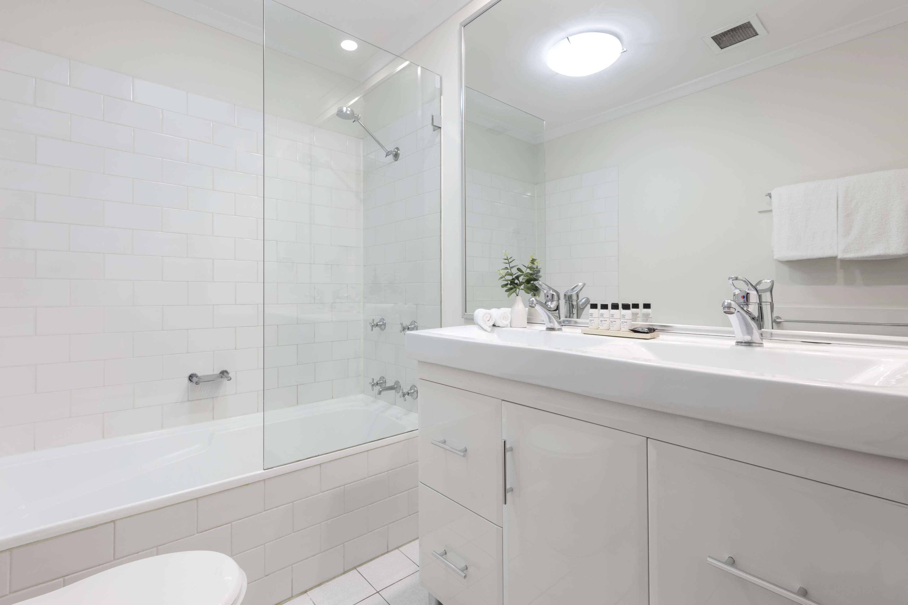 Oaks Sydney Goldsbrough Suites