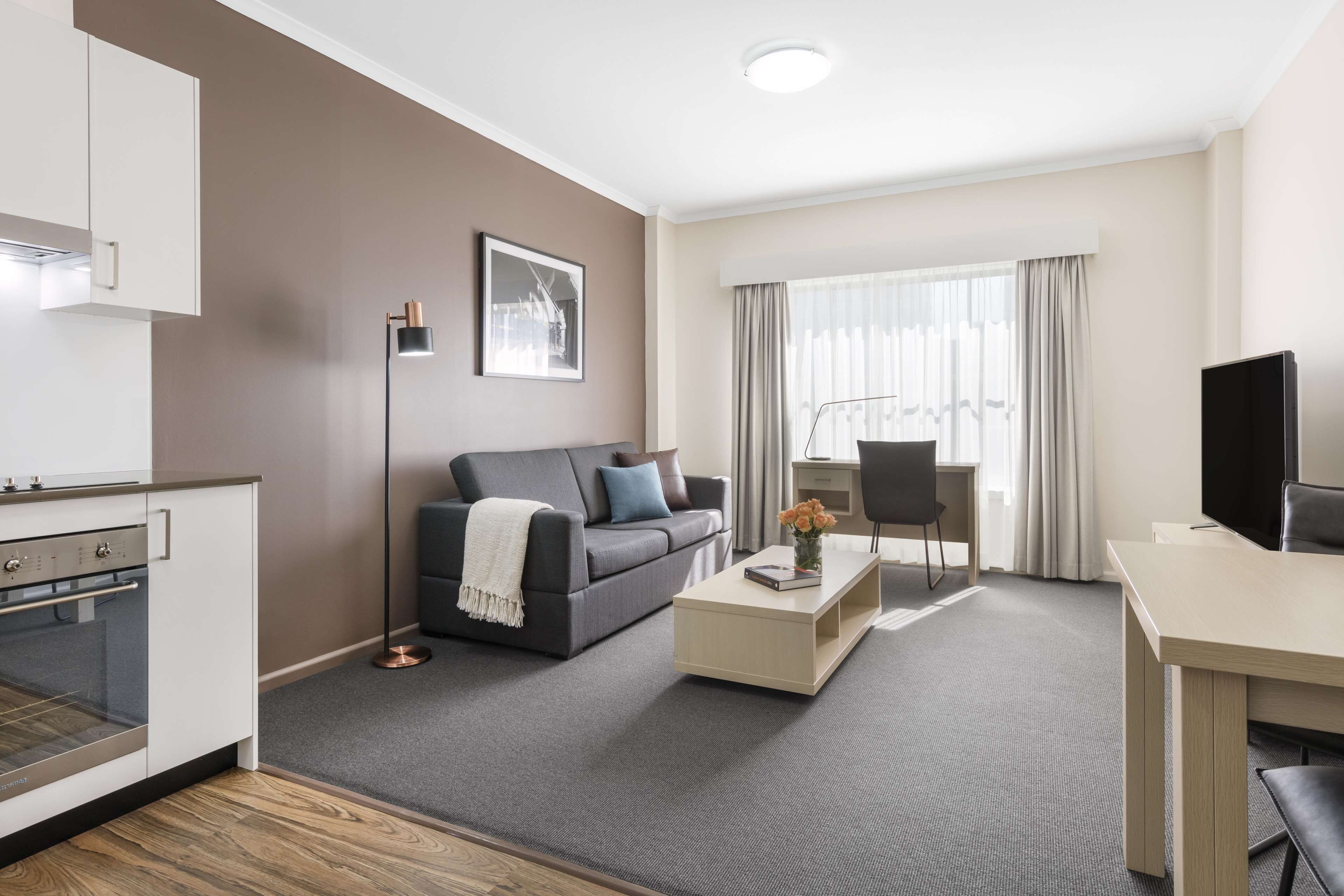 Oaks Sydney Goldsbrough Suites